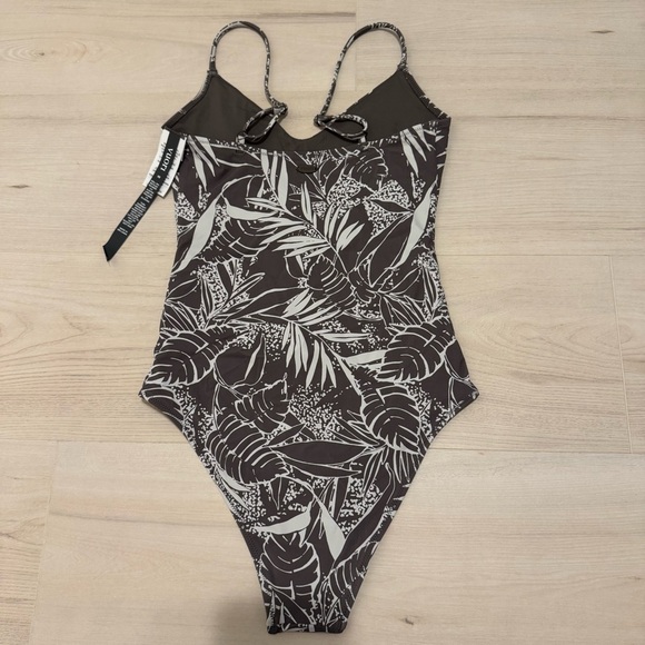 Vuori Heat Wave One Piece New Without Tag - Picture 3 of 4